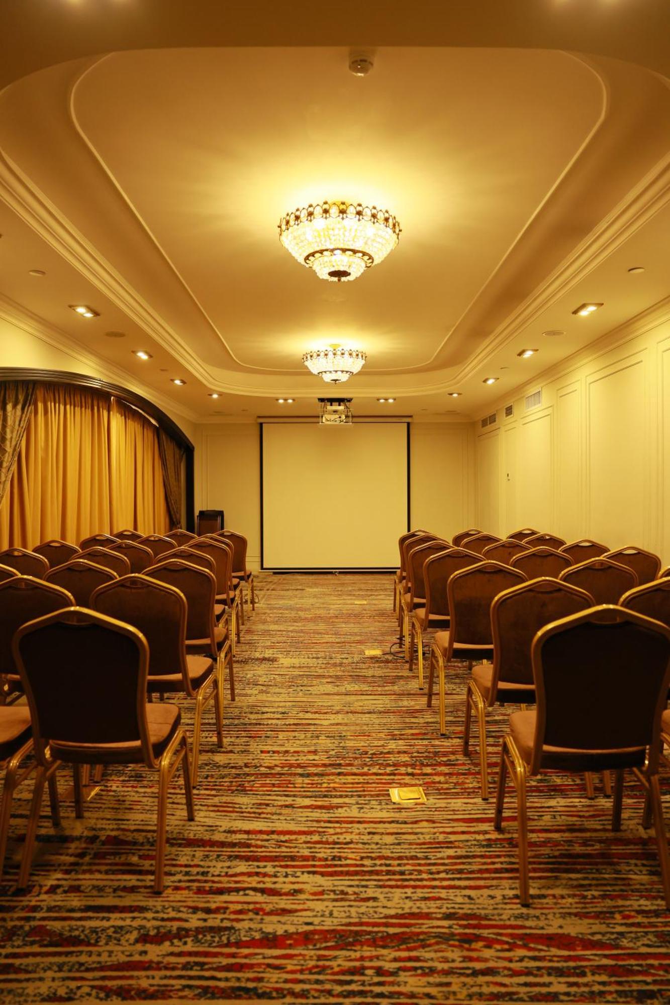 Golden Palace Hotel Jereván Kültér fotó