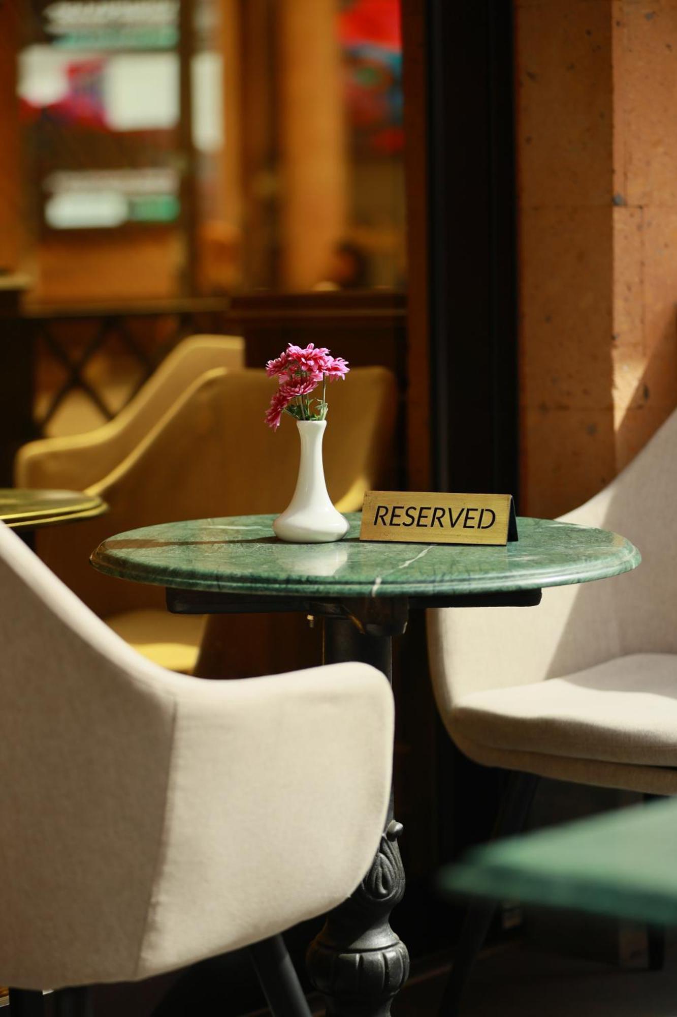 Golden Palace Hotel Jereván Kültér fotó