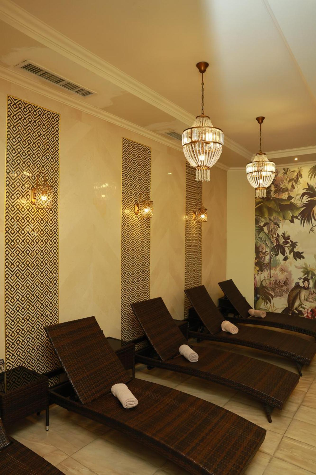 Golden Palace Hotel Jereván Kültér fotó