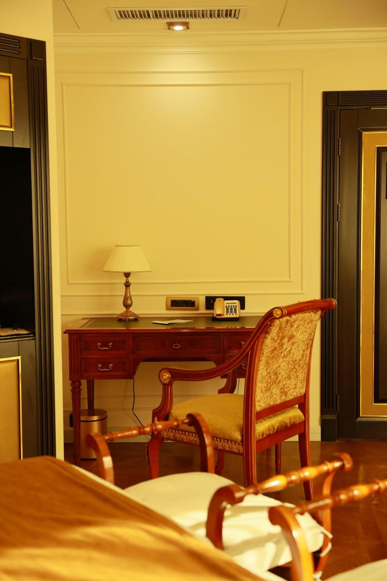 Golden Palace Hotel Jereván Kültér fotó