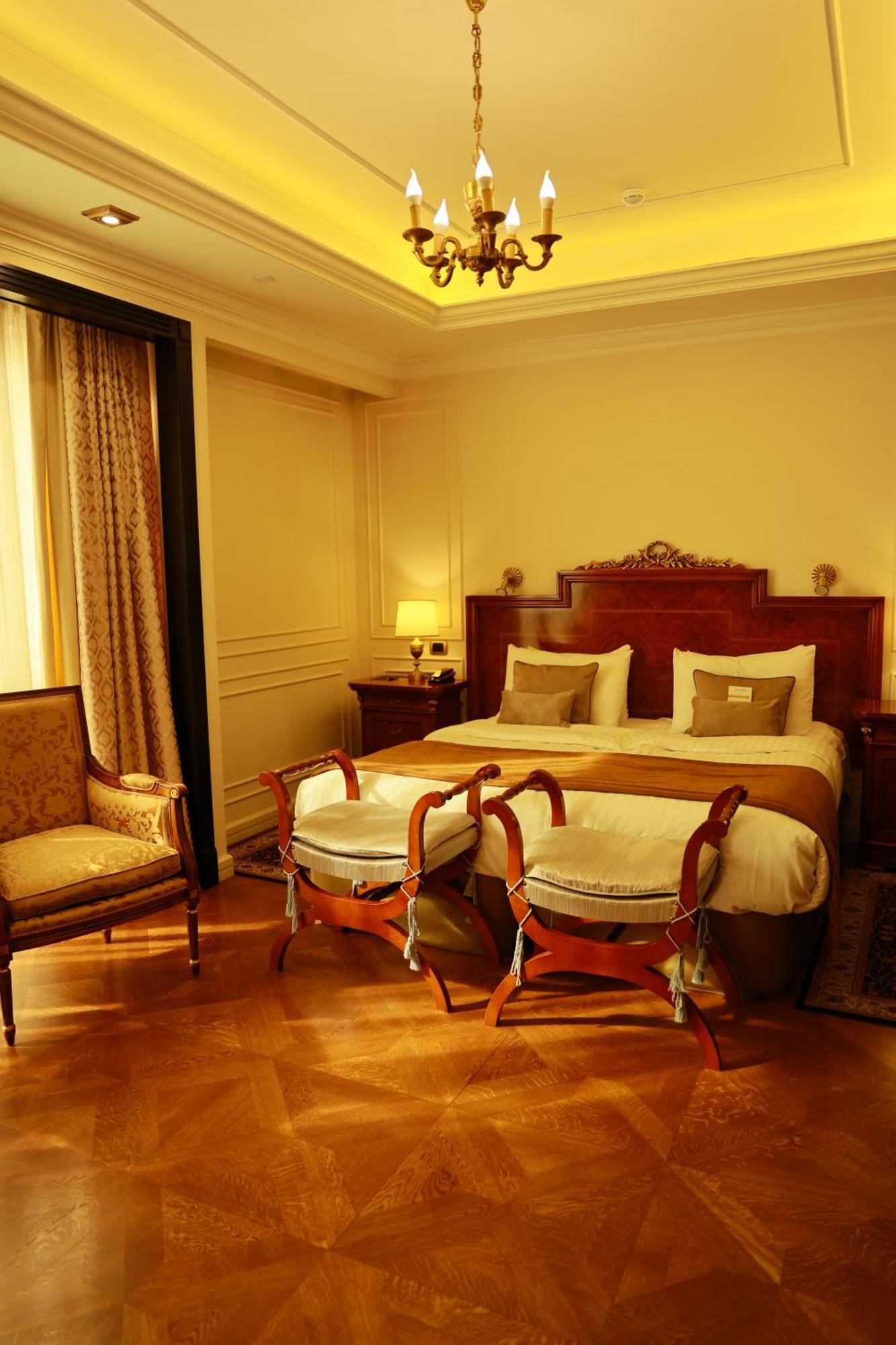 Golden Palace Hotel Jereván Kültér fotó