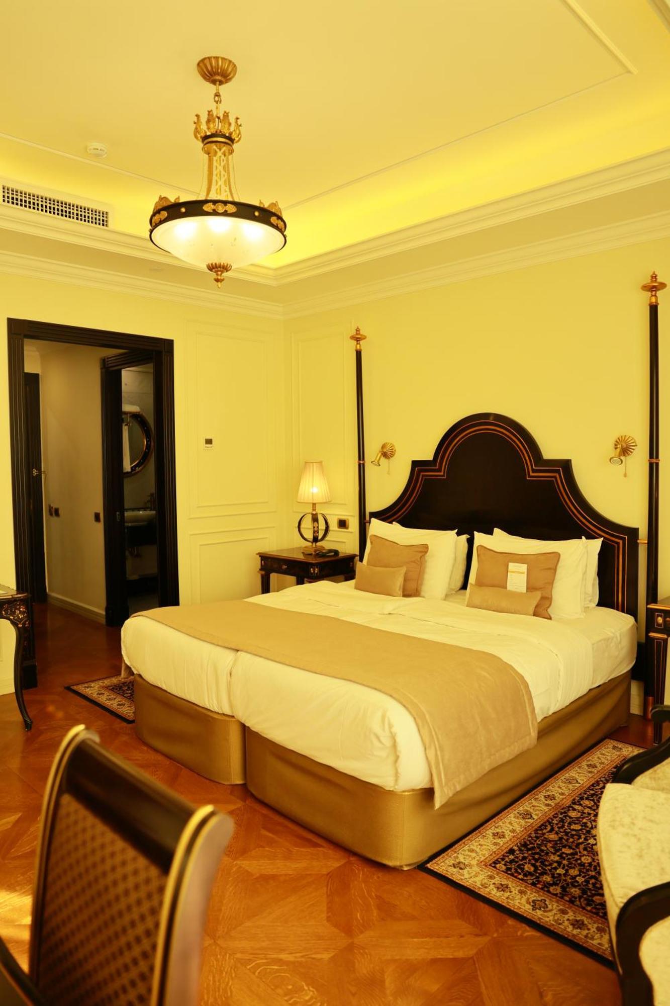 Golden Palace Hotel Jereván Kültér fotó