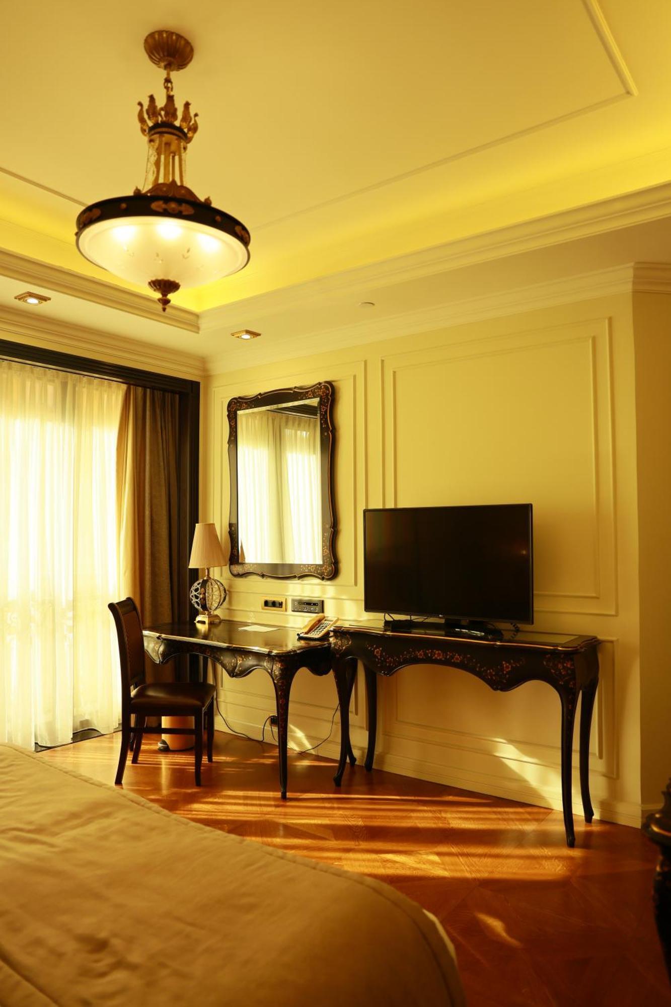Golden Palace Hotel Jereván Kültér fotó