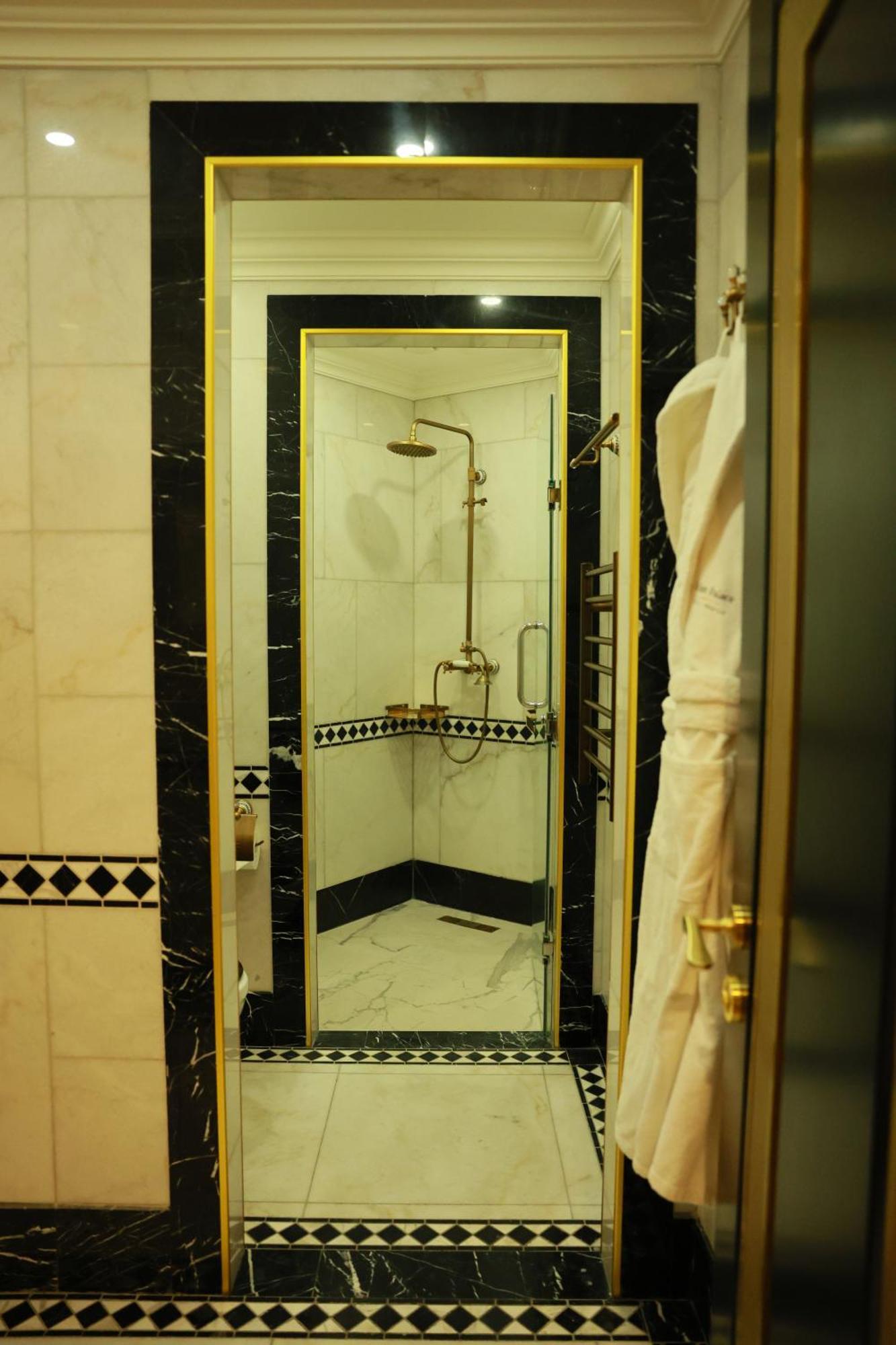 Golden Palace Hotel Jereván Kültér fotó
